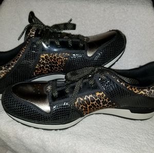 Skechers Cheetah Print Shoes Sz 11 New w/o Box.